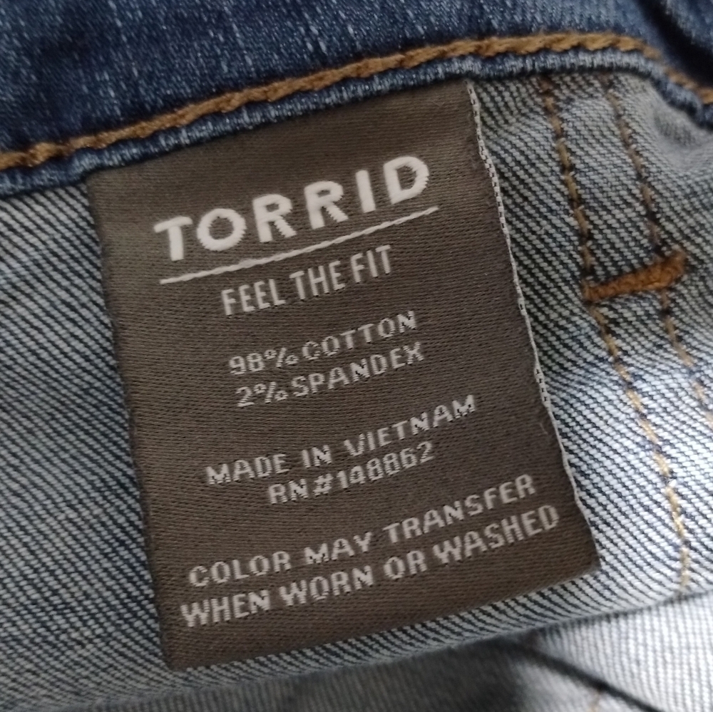 Torrid High Rise Patch Pocket Short Plus Size 18 - Picture 5 of 6